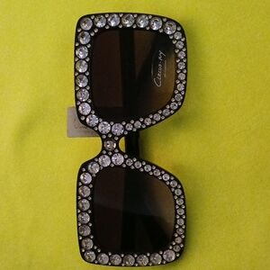 - Circus NY Black SUNGLASSES w Faux Diamonds